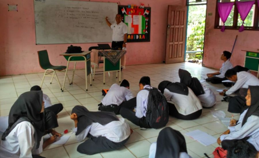 Siswa SMA di Kecamatan Pulau Merbau Dapat Muatan Lokal Ilmu Kesehatan Remaja
