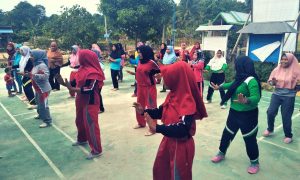 PKK Inisiasi Senam Germas di Desa Puuwonua