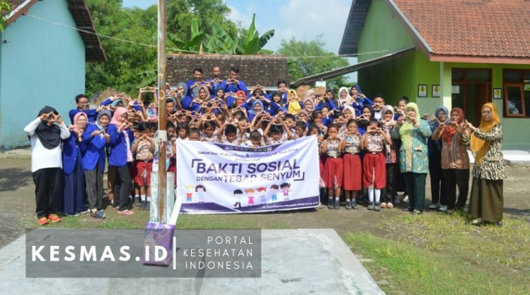 Bakti Sosial, Himakesmas STIKes BHM Madiun Ajari CTPS di SD Ini