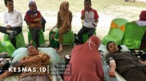 HUT ke 59, Persakmi Enrekang Fasilitasi Donor Darah di Lapangan Belajen