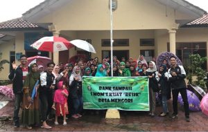 KKN, Mahasiswa UNDIP Rintis Bank Sampah di Desa Ini