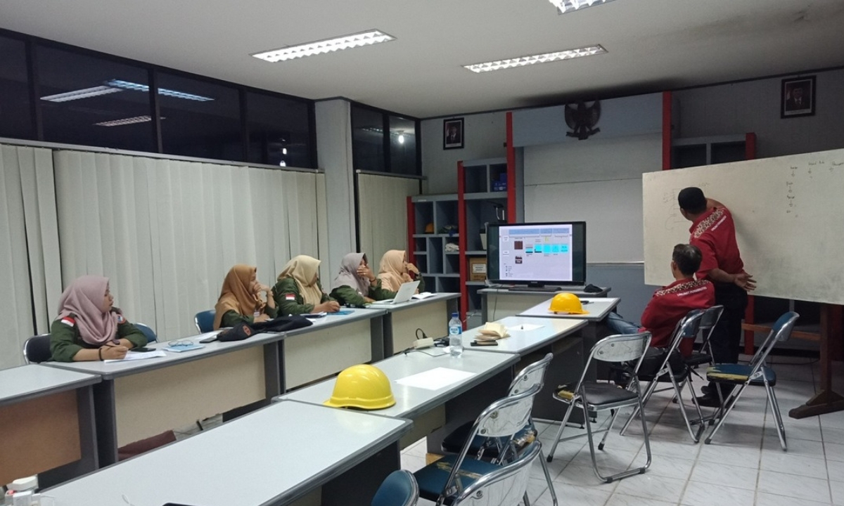 Mahasiswa Kesmas Magang