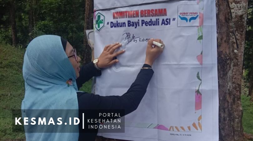 Rahayu Puji Astuti, kepala Puskesmas Mrebet