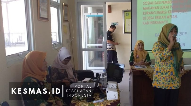 dr.Hj. Tuti Warnengsih, Kepala Puskesmas