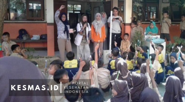 Puskesmas Kertawinangun Ajak Siswa SDN 2 Eretan Kulon Hidup Sehat