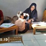 Puskesmas Ujung Loe Bagikan Obat Cacing Pada Anak Sekolah