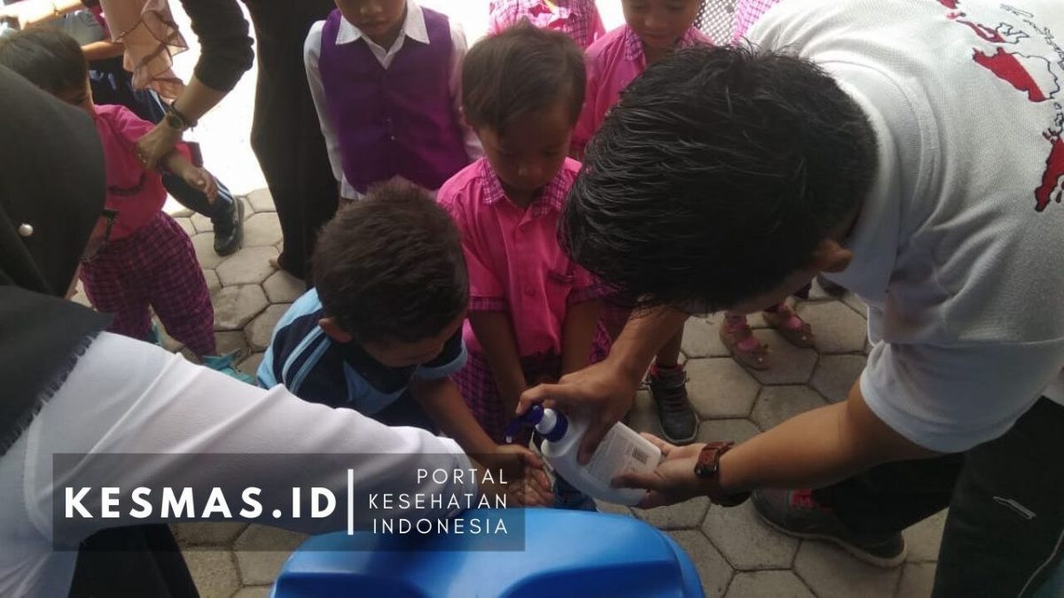 CTPS dan Kampanye Sikat Gigi Massal di TK PAUD Sekecamatan Lantung