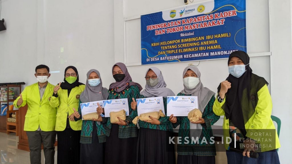 Mahasiswa Kelompok 6 Angkatan 3 Pasca Sarjana STIKes Kuningan