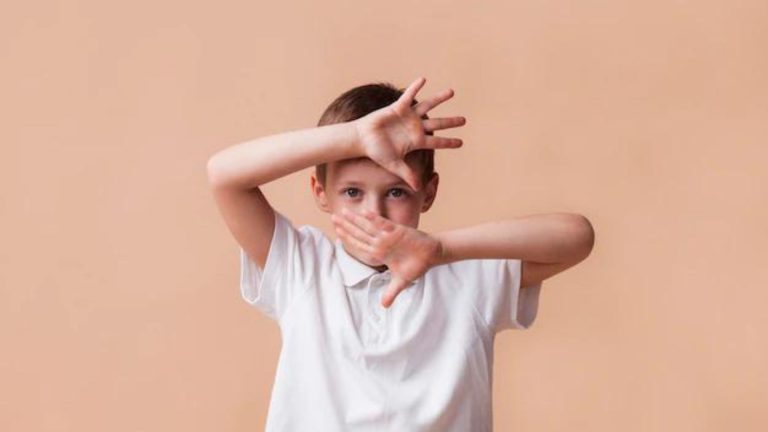 Child Grooming Tersembunyi dalam Kedekatan Anak dengan Orang Dewasa yang Berlebihan? Waspada