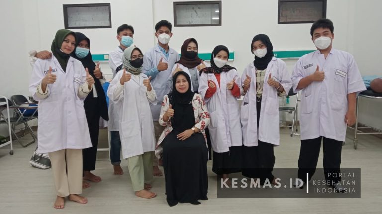 Dosen Keperawatan STIKes Horizon Karawang Raih Penghargaan Perawat Terbaik Se-Jawa Barat