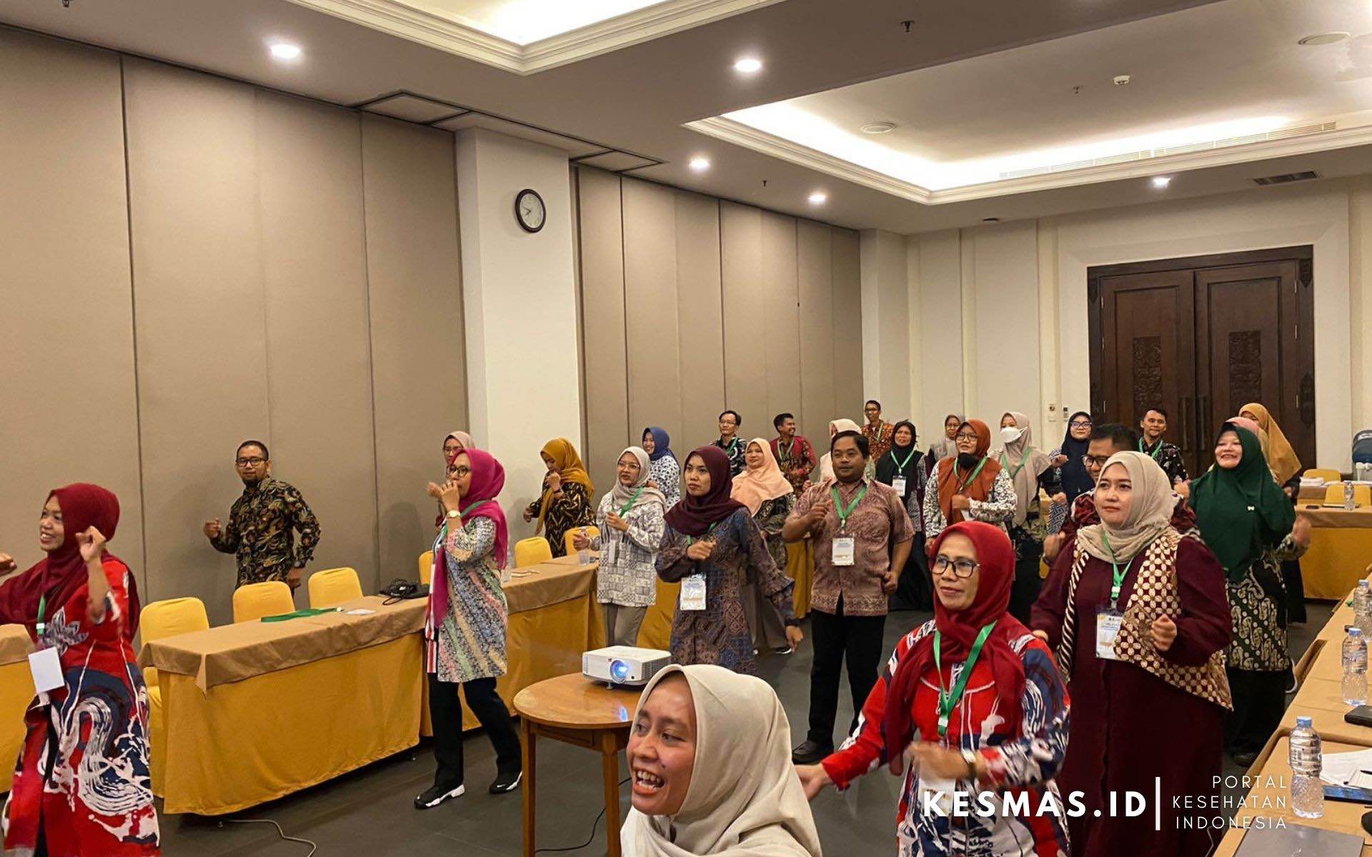 Melatih Kader Demi Tingkatkan SDM Posyandu di Kabupaten Tasikmalaya