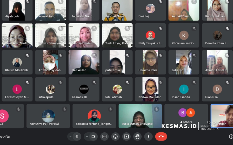 PELATIHAN MENULIS ARTIKEL ONLINE: PENA DIGITAL DI KABUPATEN GUNUNGKIDUL