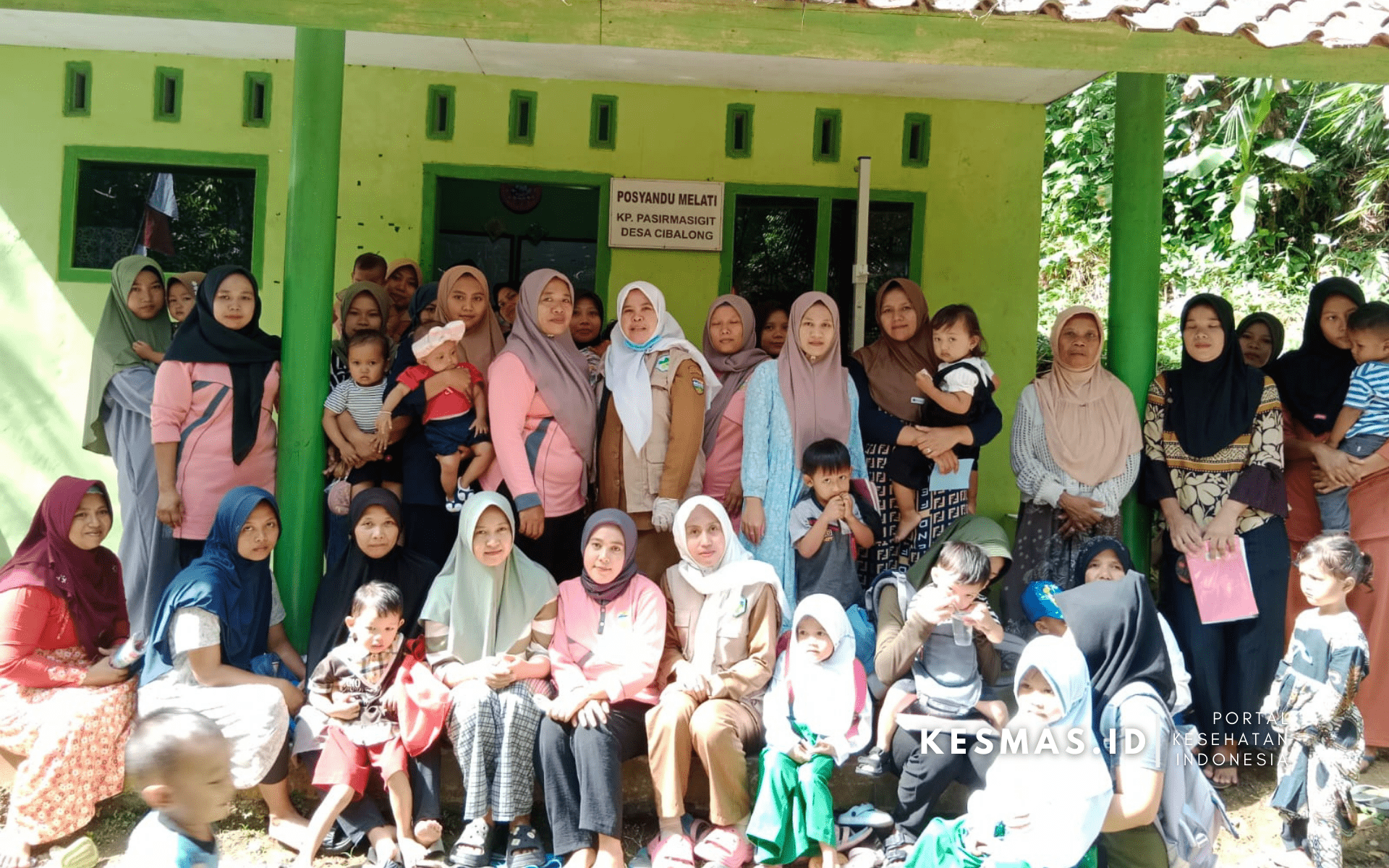 Intip Keseruan Kegiatan Rutin Posyandu Melati Bersama Puskesmas Cibalong