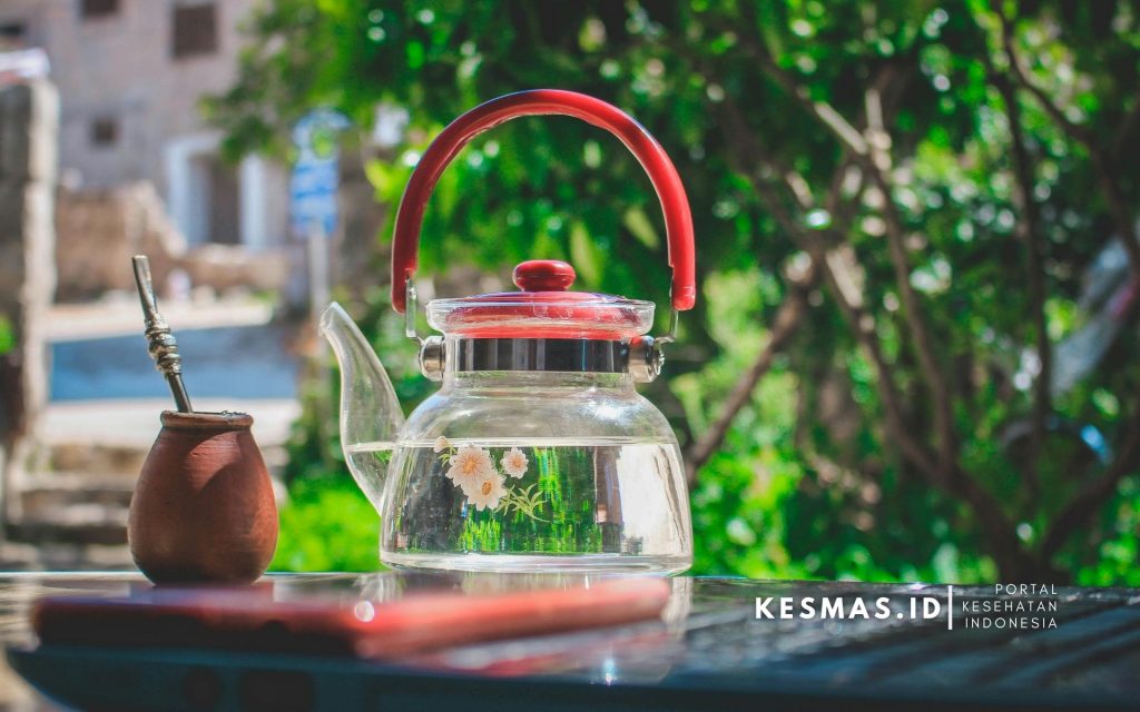 Anak Pintar karena Rajin Minum Air