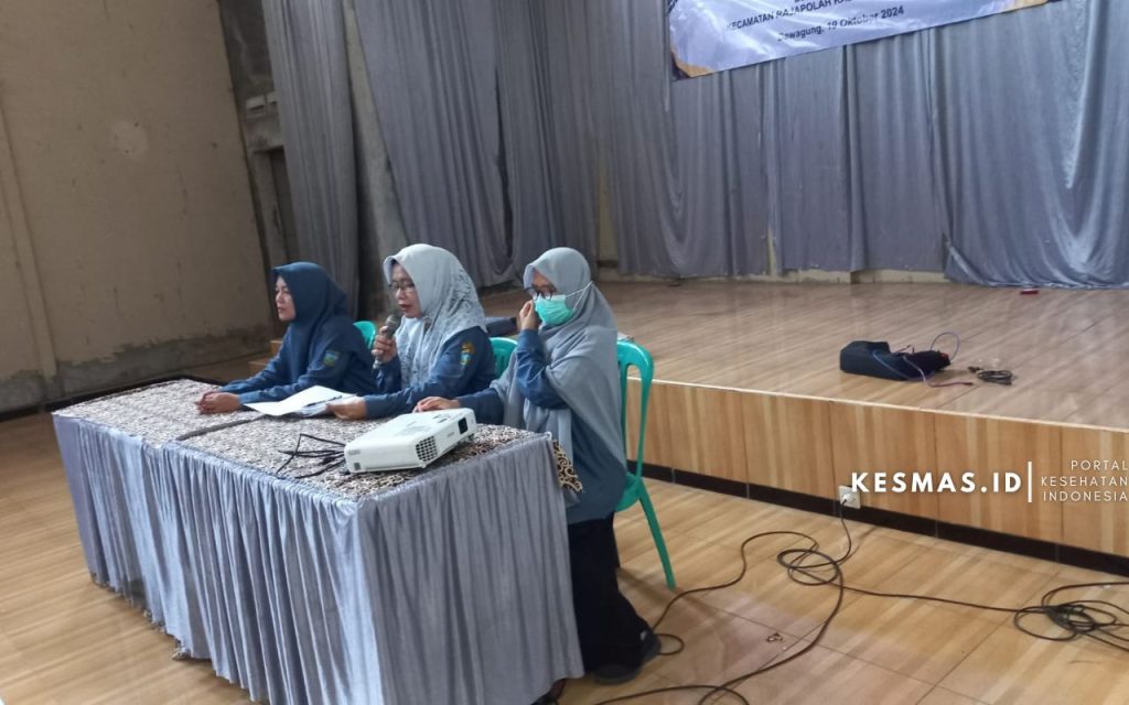 pemberian materi oleh narasumber