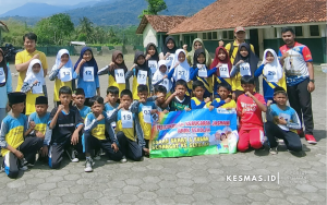 Puskesmas Kadipaten Tes Kebugaran Jasmani siswa SD Kurnia Jaya