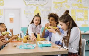 Jajan Sehat Anak Sekolah