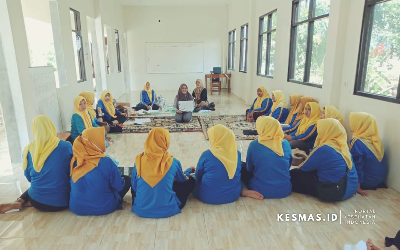 Penyampaian Materi Posyandu ILP Oleh Puskesmas Singaparna Kepada Kader