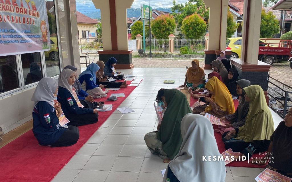Penyuluhan Kesehatan Tuberkulosis di Kelurahan Gunung Sarik, Kecamatan Kuranji, Kota Padang
