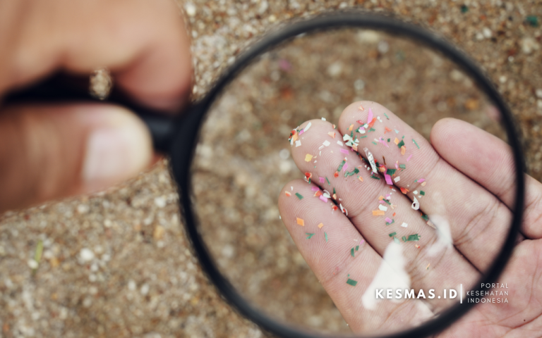 Waspadai Bahaya Mikroplastik terhadap Kesehatan Tubuh: Kenali dan Hindari