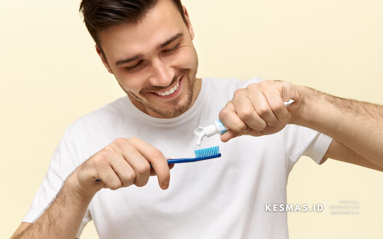 6 Tips Menjaga Kesehatan Gigi dan Mulut saat Puasa