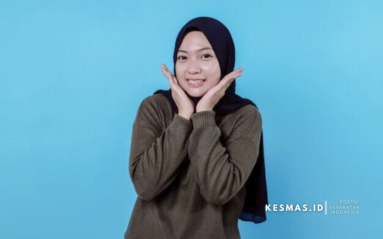 Kulit Glowing Saat Puasa: Tips Jaga Hidrasi dari Dalam