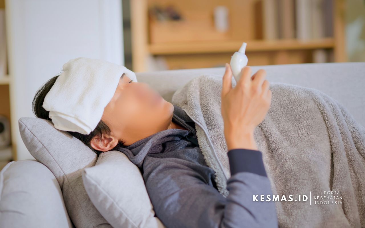 Kompres Hangat atau Dingin: Mana yang Tepat untuk Keluhan Anda?