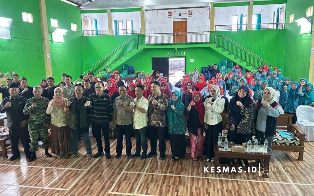 Peserta kegiatan IKAN EMAS untuk pencegahan stunting di Tasikmalaya”