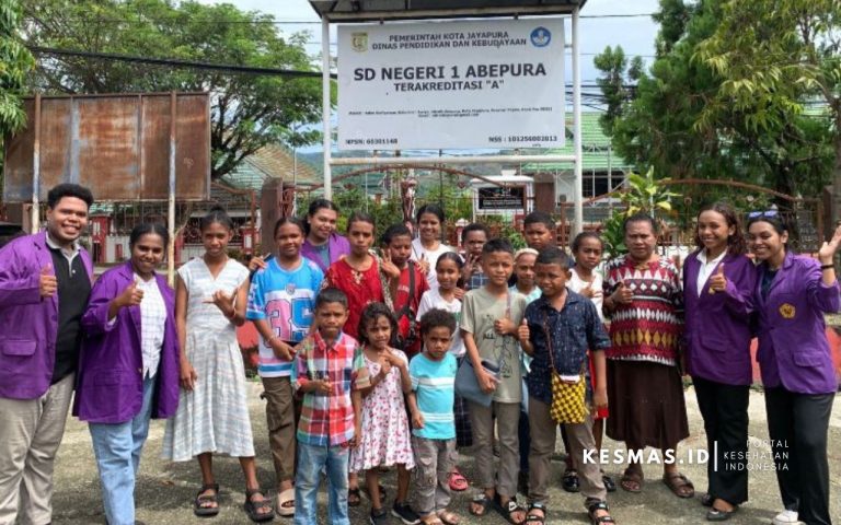 Mahasiswa Kesmas Uncen Edukasi Anak Sekolah Minggu Tentang Cegah Dan Atasi Diare