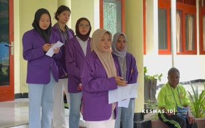 Mahasiswa Kesmas Uncen Edukasi Warga Panti Jompo tentang Bahaya Kolesterol