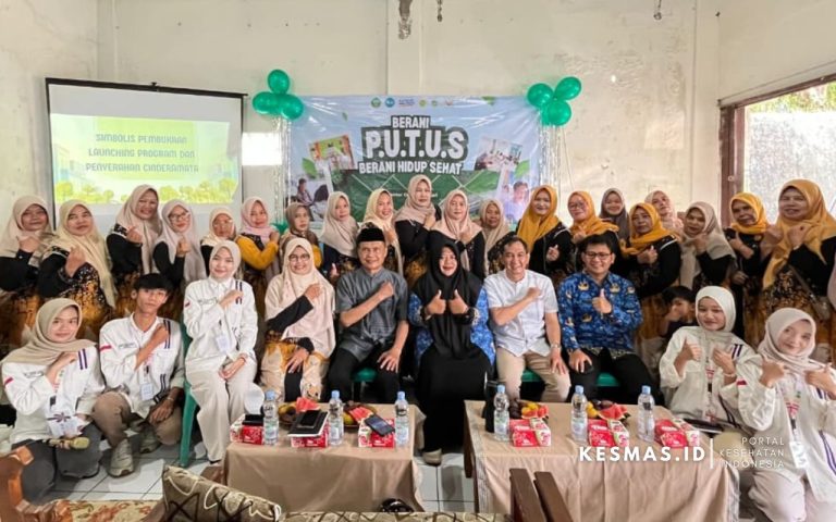 Mahasiswa Kesehatan Unsil Tasikmalaya Mengajak Masyarakat Berani “PUTUS” untuk Hidup Sehat