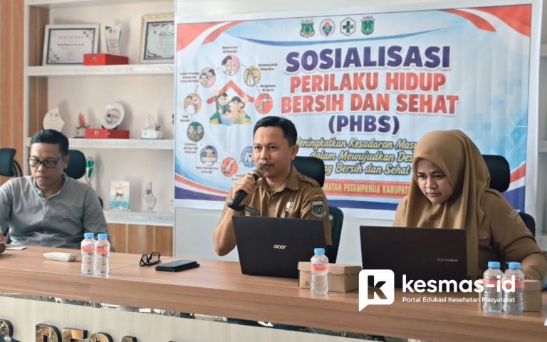 Edukasi Pola Hidup Sehat, Dinkes Pinrang Ajak Warga Desa Pincara Budayakan GERMAS