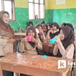 Pemberian Tablet Tambah Darah Cegah Anemia Remaja Putri Jatiwaras
