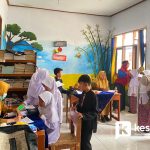Skrining kesehatan anak sekolah oleh Puskesmas Cigalontong