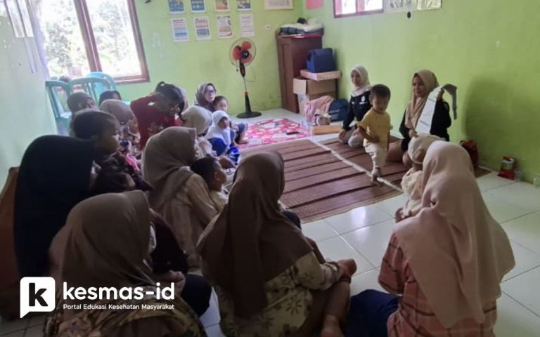 Gizi Seimbang Balita dalam kegiatan Kelas Ibu Balita Puskesmas Cikatomas